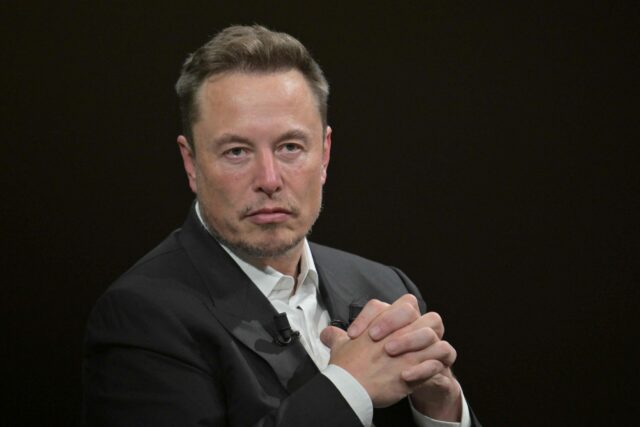 Elon Musk vaatii Saksan yleisradiota tilille valeuutisen levittämisestä – Saksan entinen tiedustelujohtaja näkee Belfastin tapahtumissa yhtäläisyyksiä Chemnitzin veitsi-iskun kanssa - Suomen Uutiset