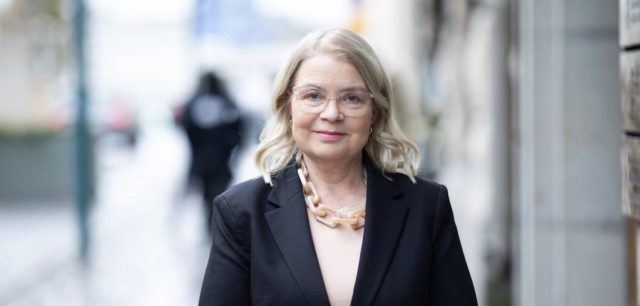 Hallituksella jämäkkä ote asumisen häiriöihin – Meri: "Koti on rauhoittumista, ei häiriköintiä varten" - Suomen Uutiset
