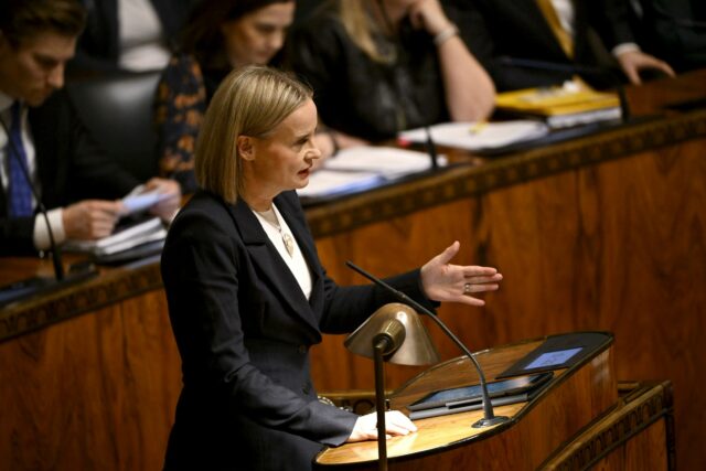 Purra: Hallitus vahvistaa puolustusta, elvyttää rakentamista, turvaa turpeen asemaa, lisää maastapoistamisia, ottaa käyttöön kansalaisuuskokeen ja antaa harhadrooneille sekä hanhille kyytiä - Suomen Uutiset